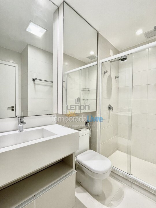 Apartment for vacation rental in Bombinhas (Praia de Bombinhas)