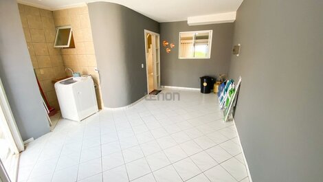 334 - Beautiful Beira Mar townhouse in Bombas