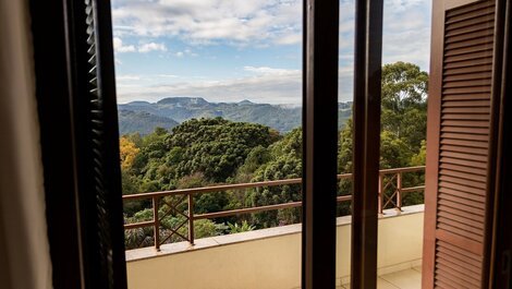 Apartamento 302 Nuevo en Nova Petrópolis - Centro y Hermosa Vista a la Montaña