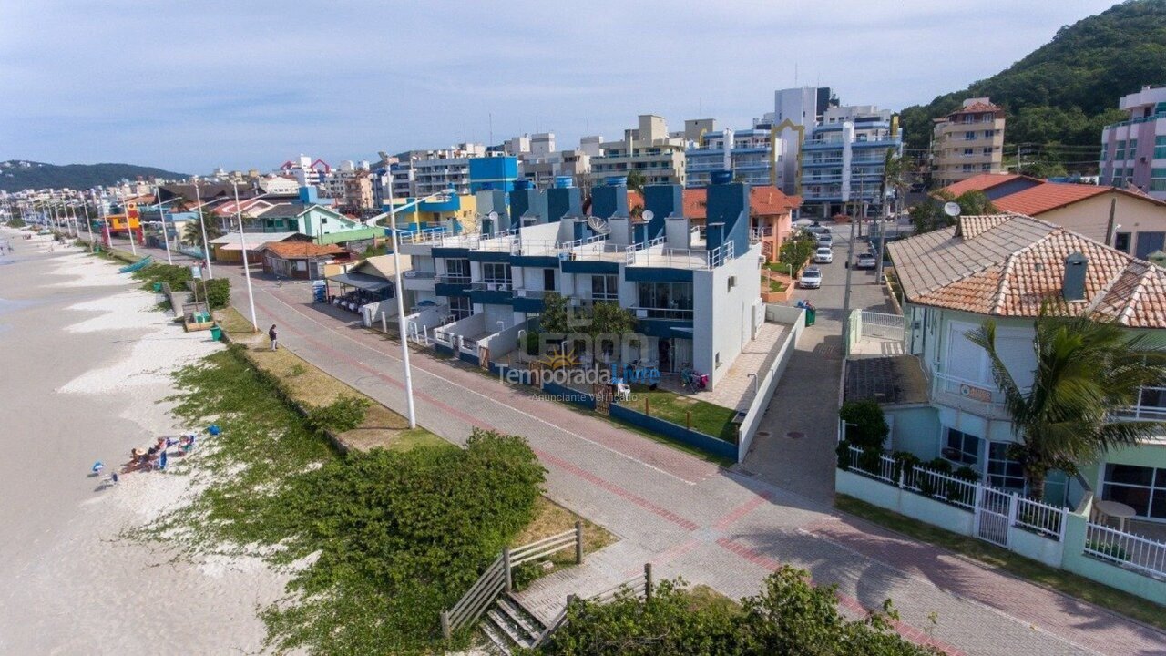House for vacation rental in Bombinhas (Praia de Bombas)