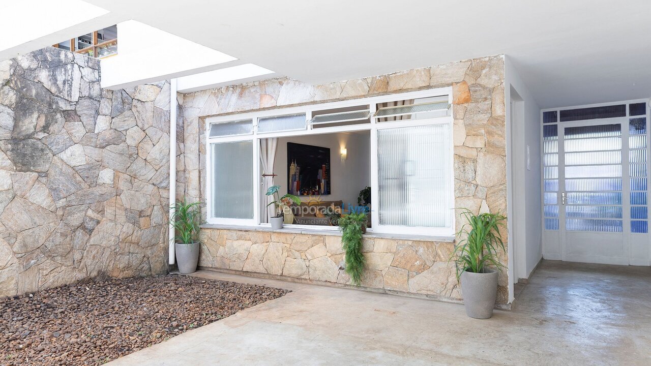 Casa para aluguel de temporada em São Paulo (Vila Madalena)