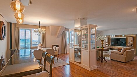 Homelland 505 - Penthouse 5 bedrooms, sleeps 22, overlooking the...