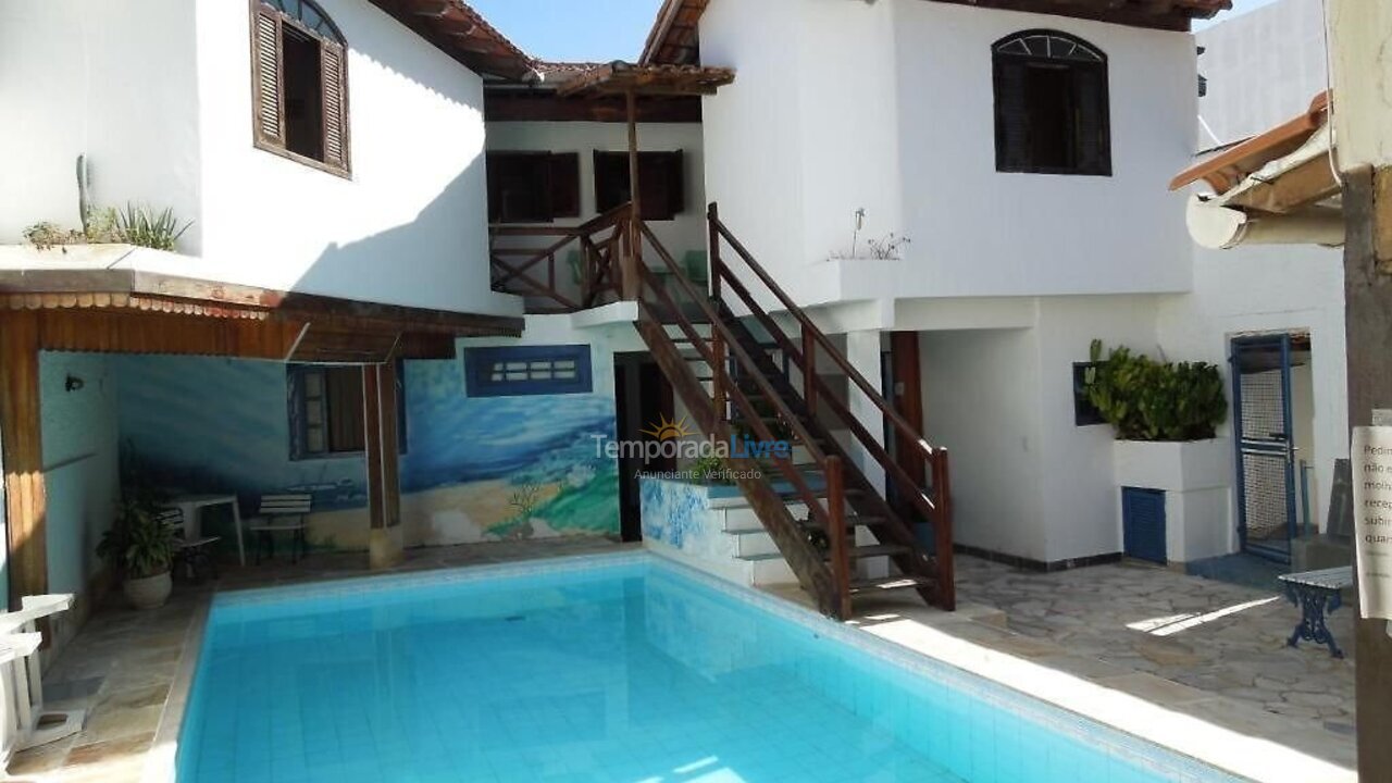 Apartamento para aluguel de temporada em Arraial do Cabo (Praia dos Anjos)