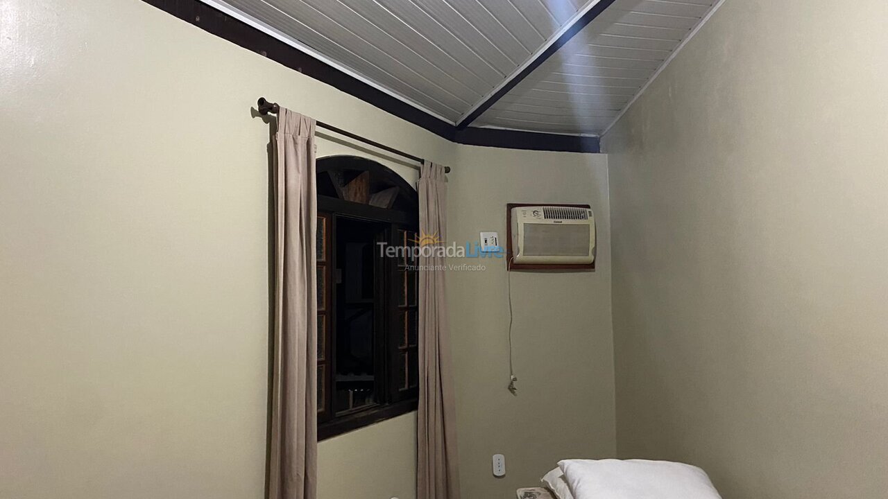Apartamento para aluguel de temporada em Arraial do Cabo (Praia dos Anjos)