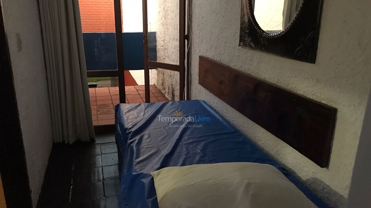 Apartamento para aluguel de temporada em Cabo Frio (Gamboa)