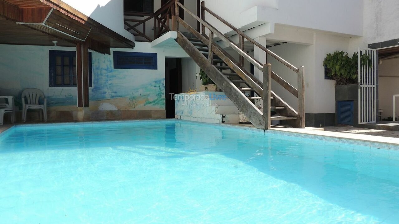 Apartamento para aluguel de temporada em Arraial do Cabo (Praia dos Anjos)