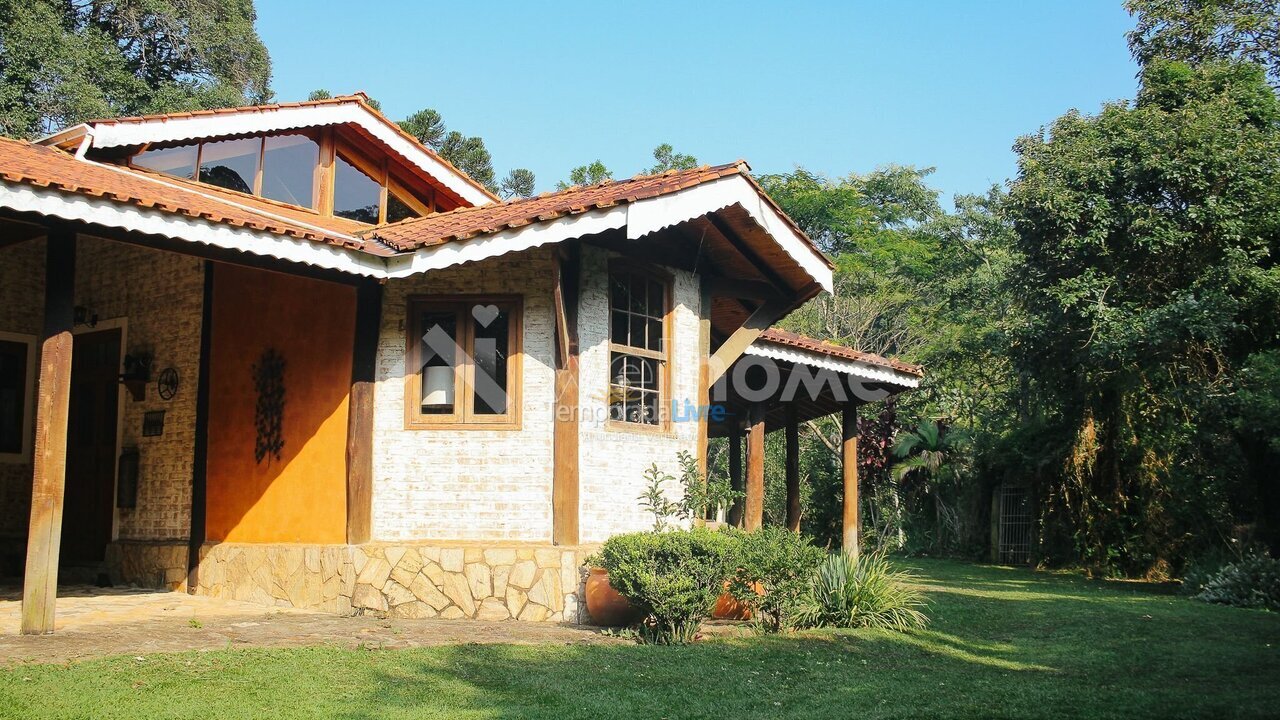 Casa para alquiler de vacaciones em Joanópolis (Sertaozinho)