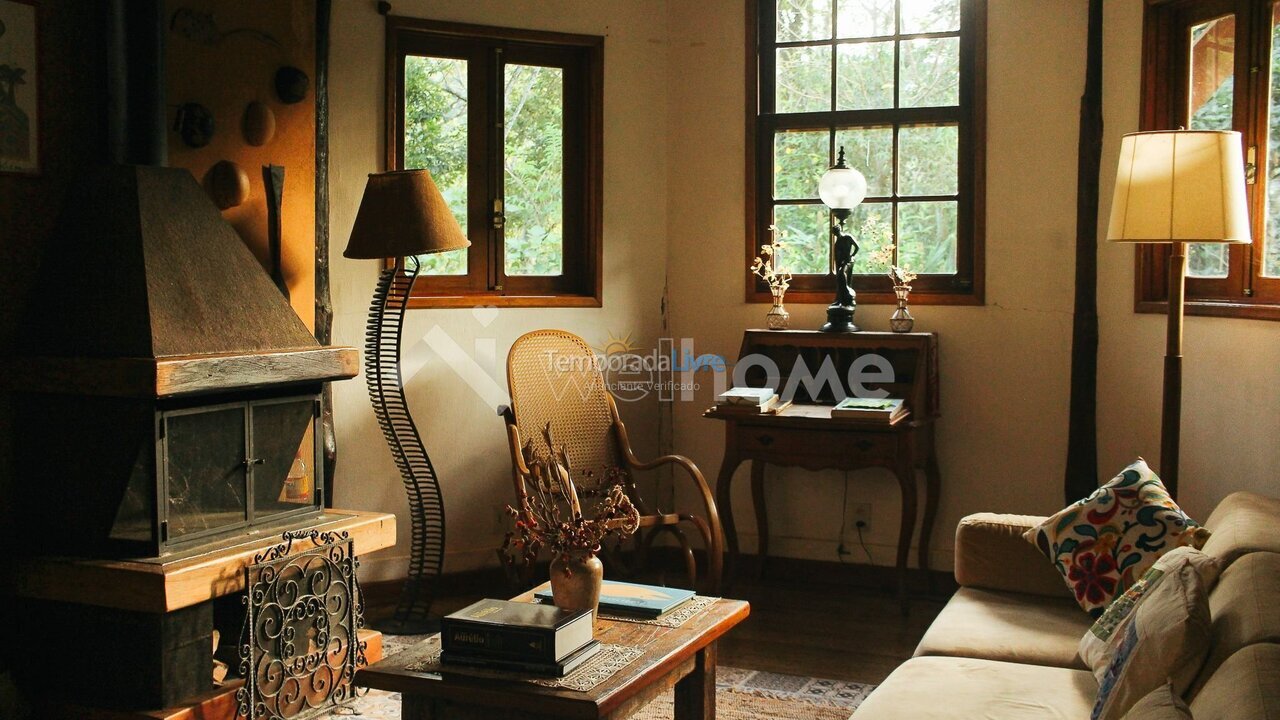 Casa para alquiler de vacaciones em Joanópolis (Sertaozinho)