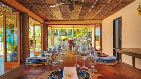House with pool on a paradise island in Angra dos Reis for vacation
