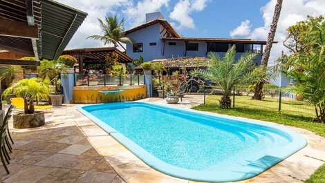 Amazing family home with lots of space on Praia de Cotovelo...