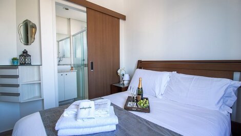 2 Quartos, piscina aquecida, 200m metrô linha verde