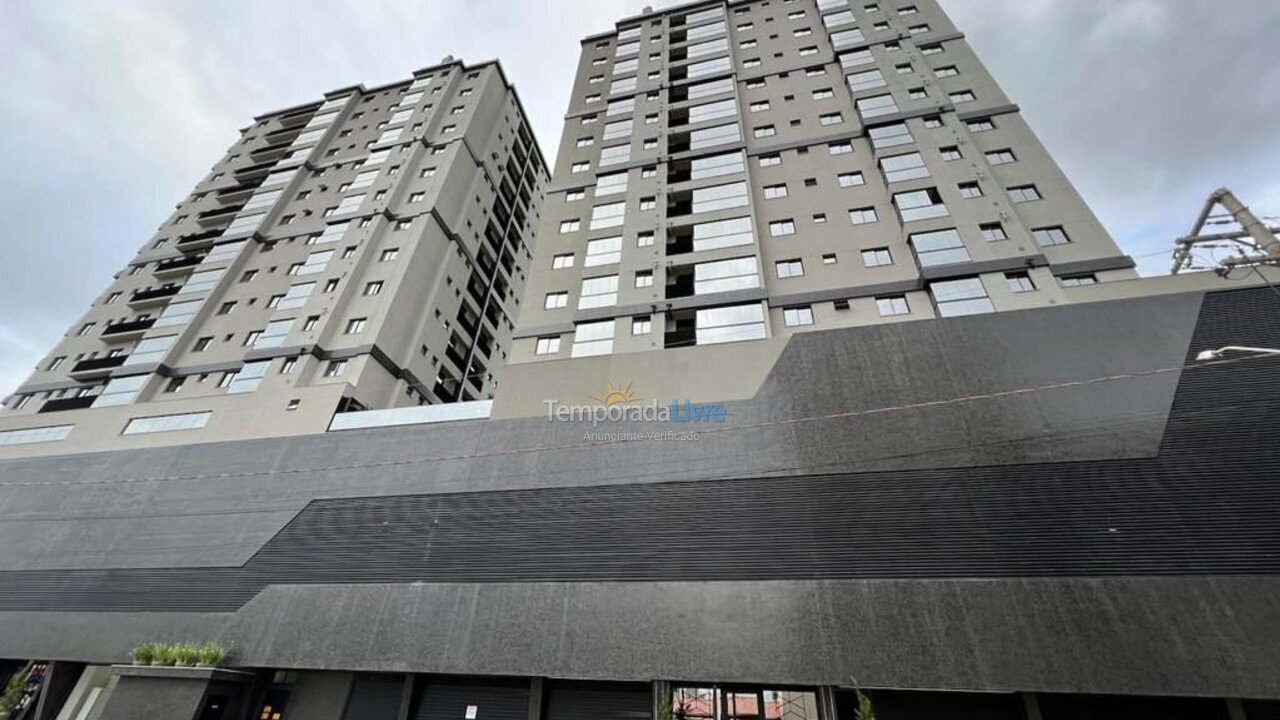 Apartamento para aluguel de temporada em Porto Belo (Centro)