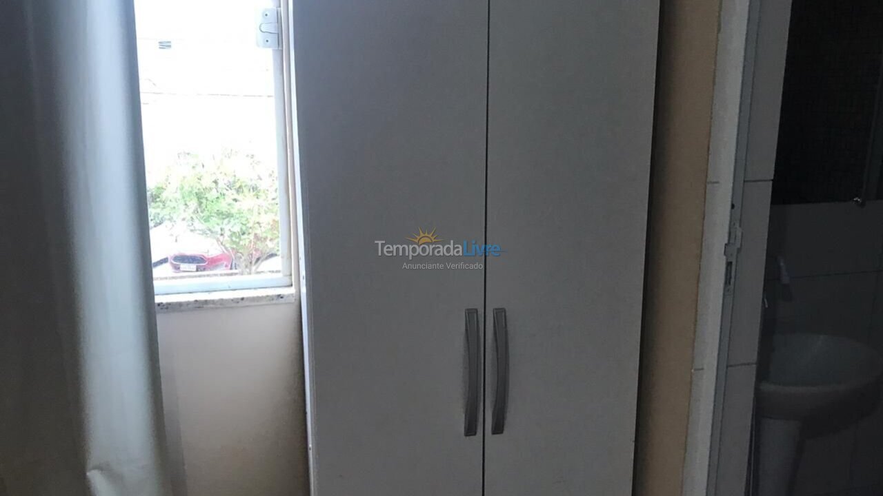 Apartamento para aluguel de temporada em Cabo Frio (Jardim Caiçara)