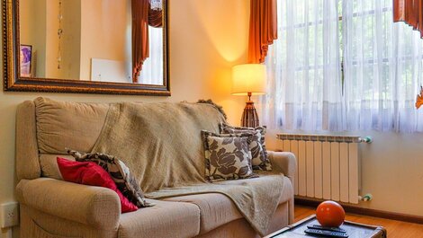LOCAR-IN LAWN Apt Rosenfeld County