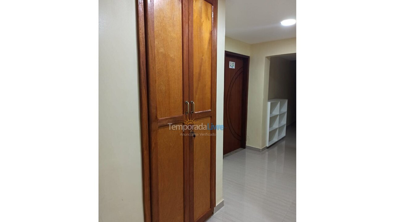 Apartamento para aluguel de temporada em Arraial do Cabo (Centro)