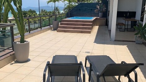 LUXOBRASIL #RJ05 Penthouse 04 Suites Barra da Tijuca Frente al Mar...