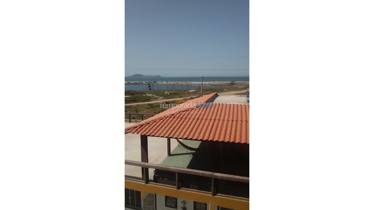 Apartamento para aluguel de temporada em Arraial do Cabo (Monte Alto)