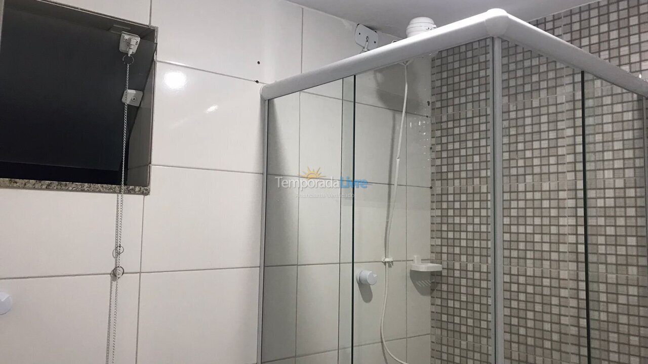 Apartamento para aluguel de temporada em Cabo Frio (Jardim Caiçara)