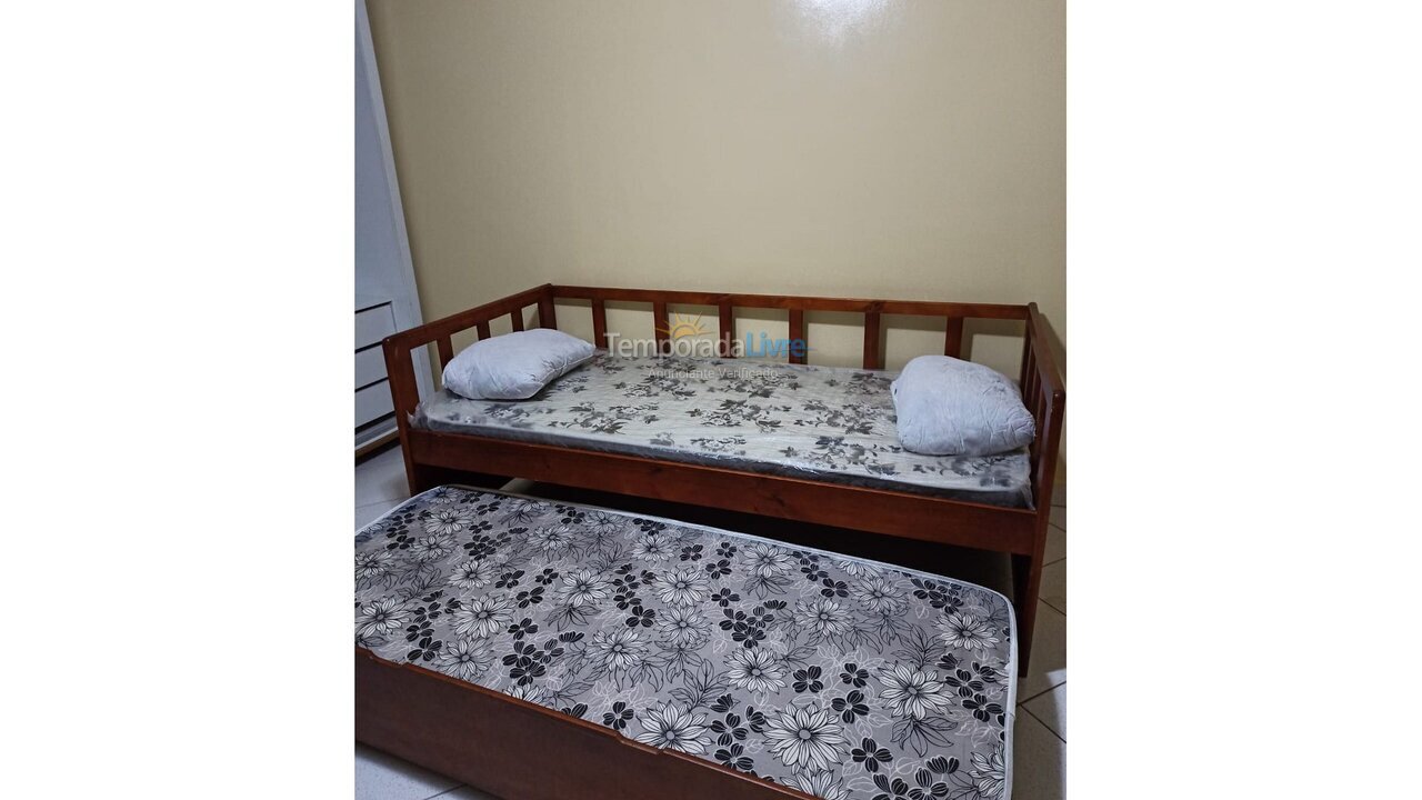 Apartamento para aluguel de temporada em Arraial do Cabo (Centro)
