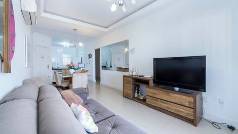 Hermoso Apartamento con Vista al Mar, a 50 metros de la Playa!