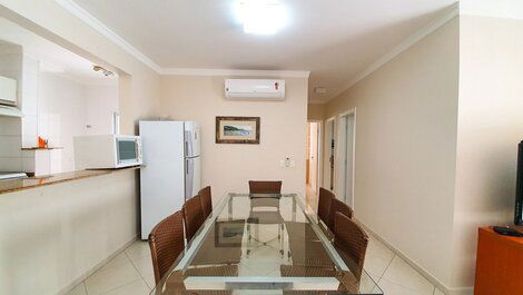 High standard apartment one block from the sea - Praia Grande