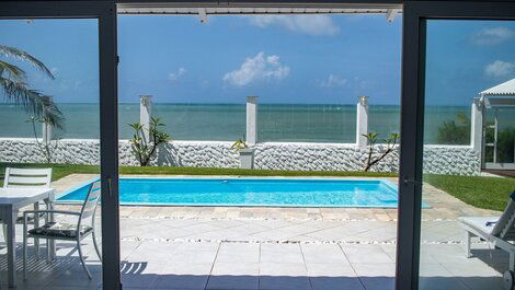 Carpediem - Hermosa Casa con Piscina y Jacuzzi en la Playa de Jacumã