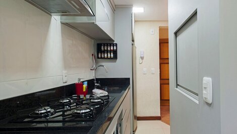 Villa 209 - 2 dormitórios, 10 pax, em Condomínio com piscina, junto...
