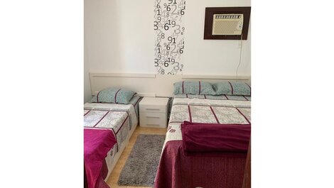 Preciosa vivienda en primera línea de mar, que consta de cuatro dormitorios, ubicada en...