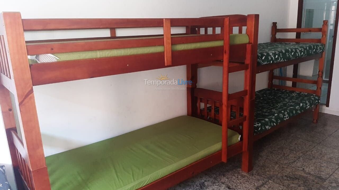 Apartamento para aluguel de temporada em Arraial do Cabo (Praia dos Anjos)