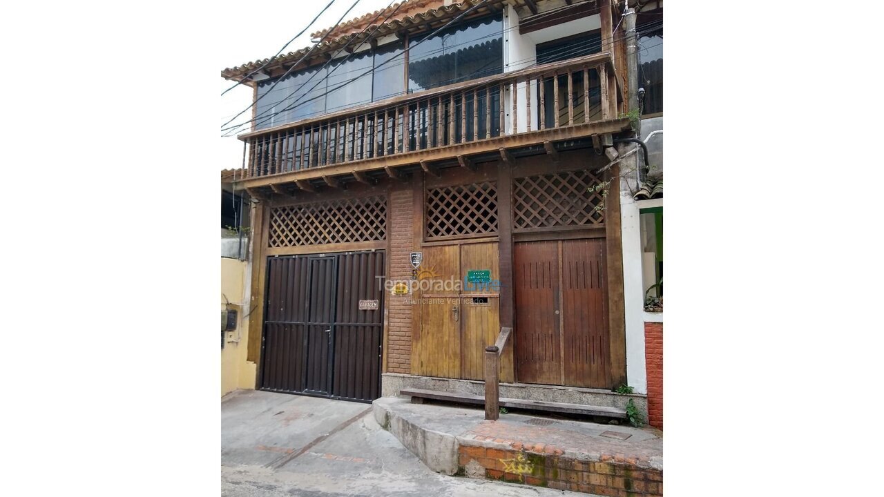 Apartamento para aluguel de temporada em Arraial do Cabo (Praia dos Anjos)