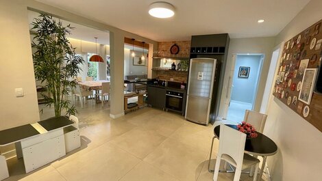 House in Jardim Clube da Barra 05 Bedrooms #RJ13 House for rent...