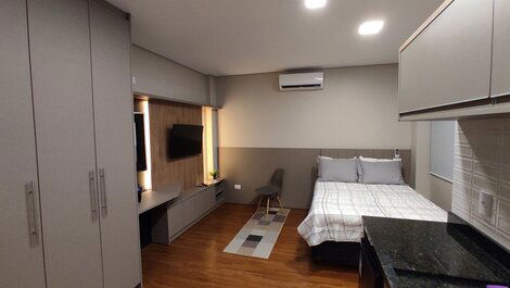 Lindo apartamento STUDIO no centro da cidade