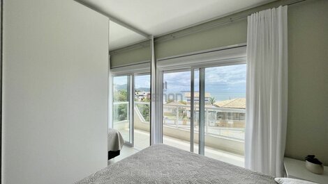 196 - Beautiful 3 bedroom apartment in Praia de Mariscal