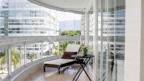 Apartamento cerca de la playa en Riviera de São Lourenço