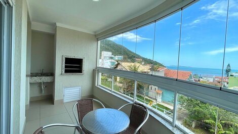 109 - 03 bedroom apartment on Quatro Ilhas Beach, excellent...