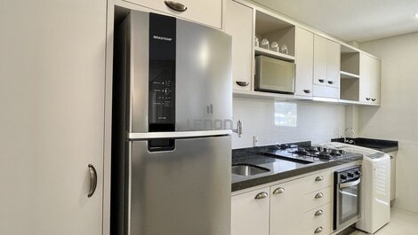 196 - Beautiful 3 bedroom apartment in Praia de Mariscal