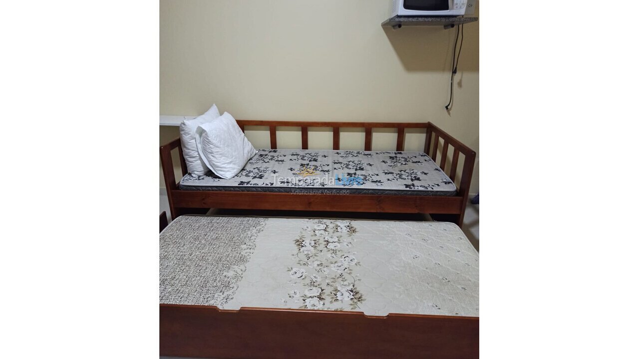 Apartamento para aluguel de temporada em Arraial do Cabo (Centro)
