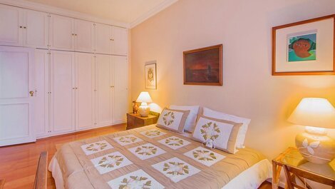Apartamento com vista para o mar e 2 quartos para alugar em Ipanema