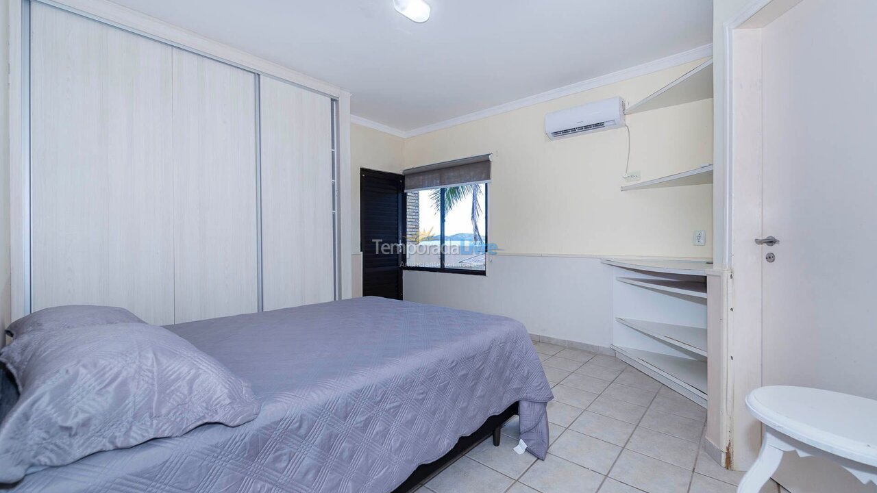 Casa para alquiler de vacaciones em Bombinhas (Praia de Bombas)