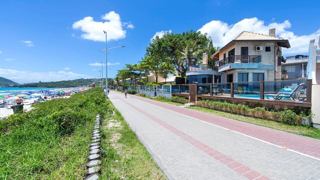 Casa para alquiler de vacaciones em Bombinhas (Praia de Bombas)