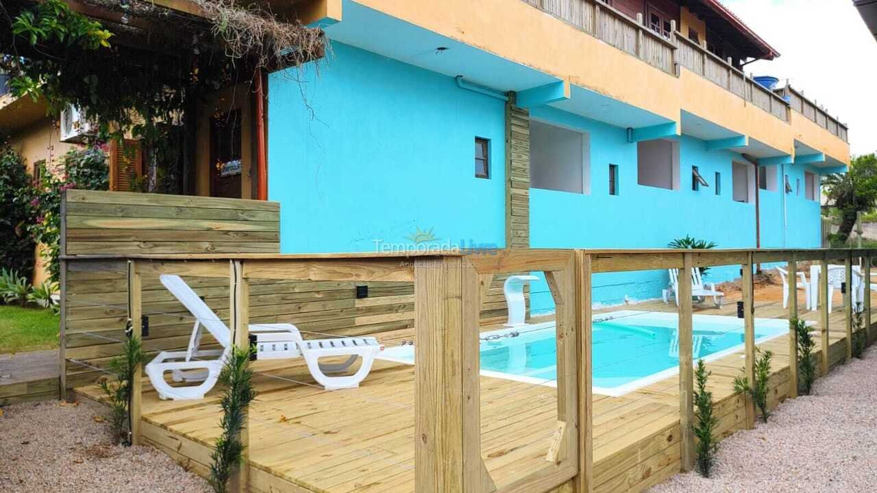 Casa para alquiler de vacaciones em Imbituba (Praia do Rosa)