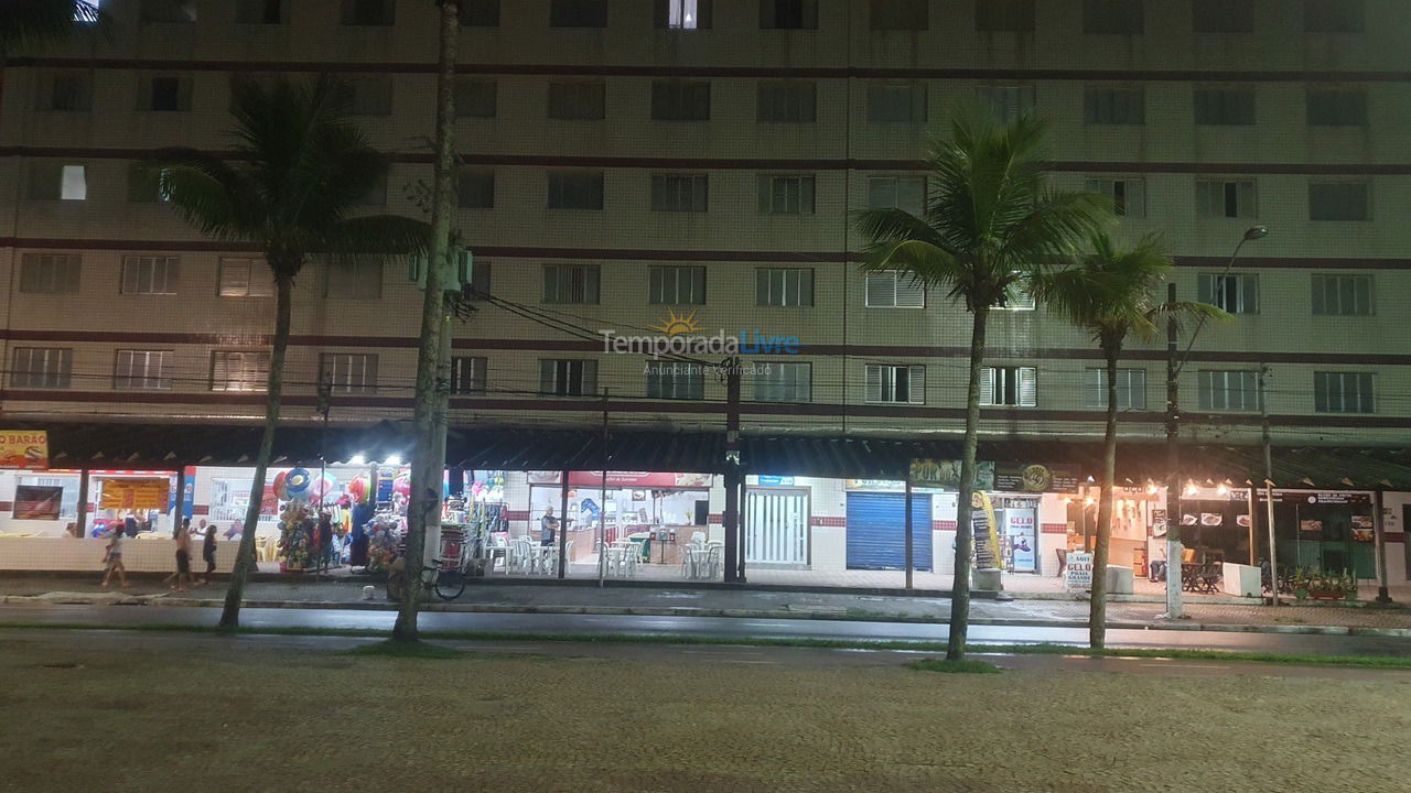 Apartment for vacation rental in Praia Grande (Vila Tupi)