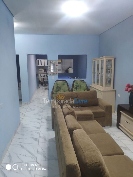 Casa para aluguel de temporada em Guarujá (Enseada)