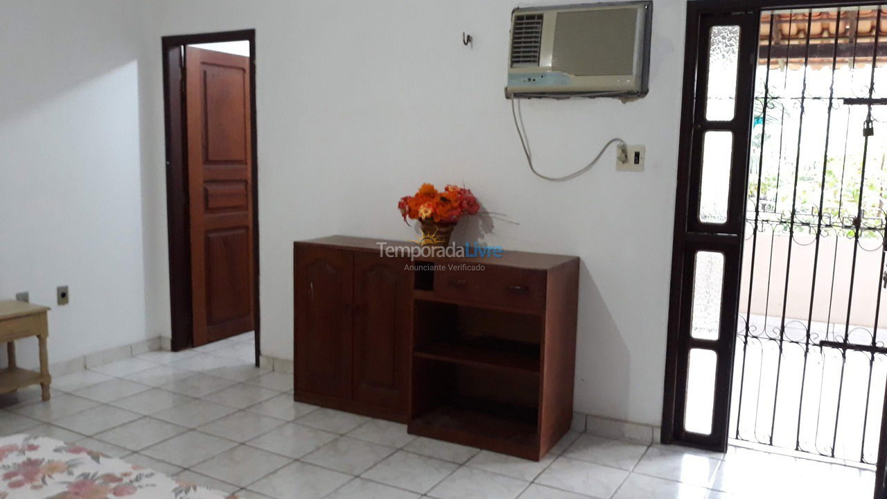 House for vacation rental in Salinópolis (Praia Maçarico)