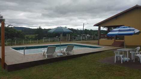 Casa com piscina em São Pedro SP