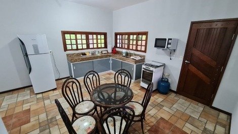 Casa NOVA para Temporada condomínio fechado próximo a Guarajuba