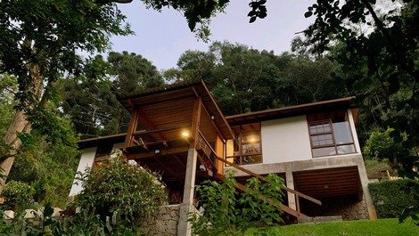 Chácara / sítio para alugar em Teresópolis - Pessegueiros