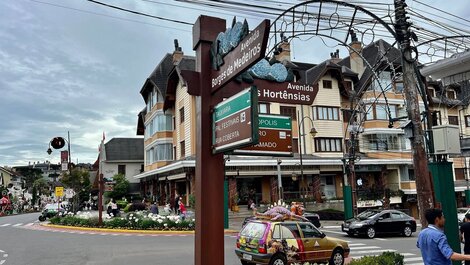 Gramado Boulevard 404 - Apartment in the heart of Gramado, 300 meters Rua...