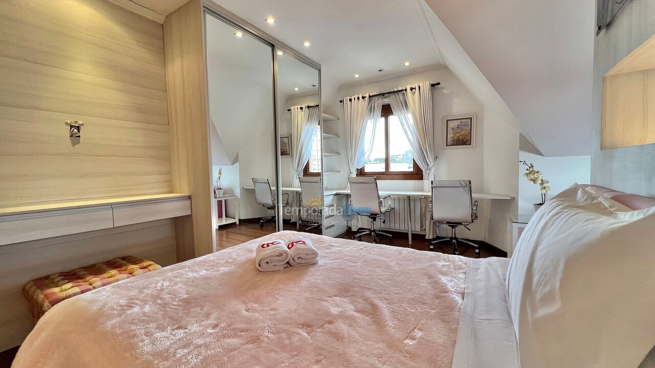 Apartment for vacation rental in Gramado (Centro)