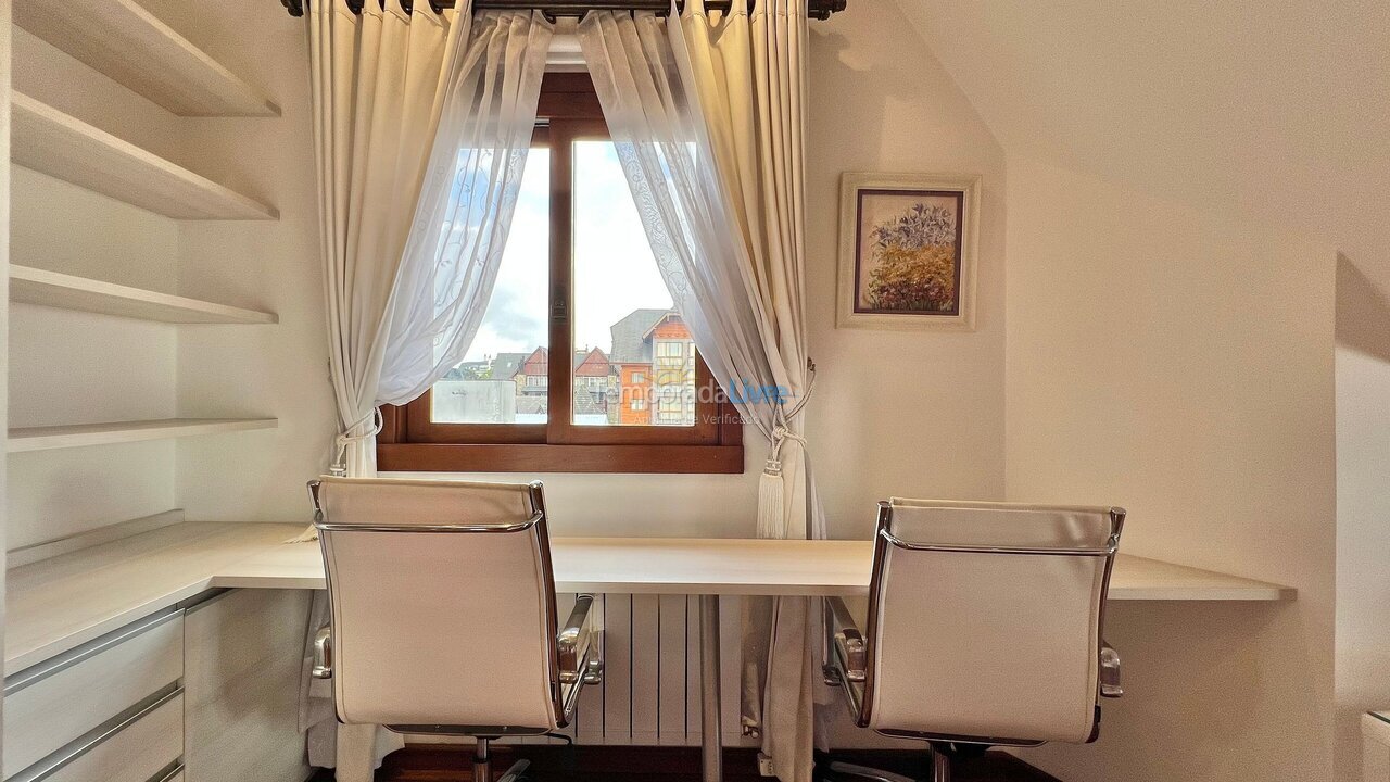 Apartment for vacation rental in Gramado (Centro)